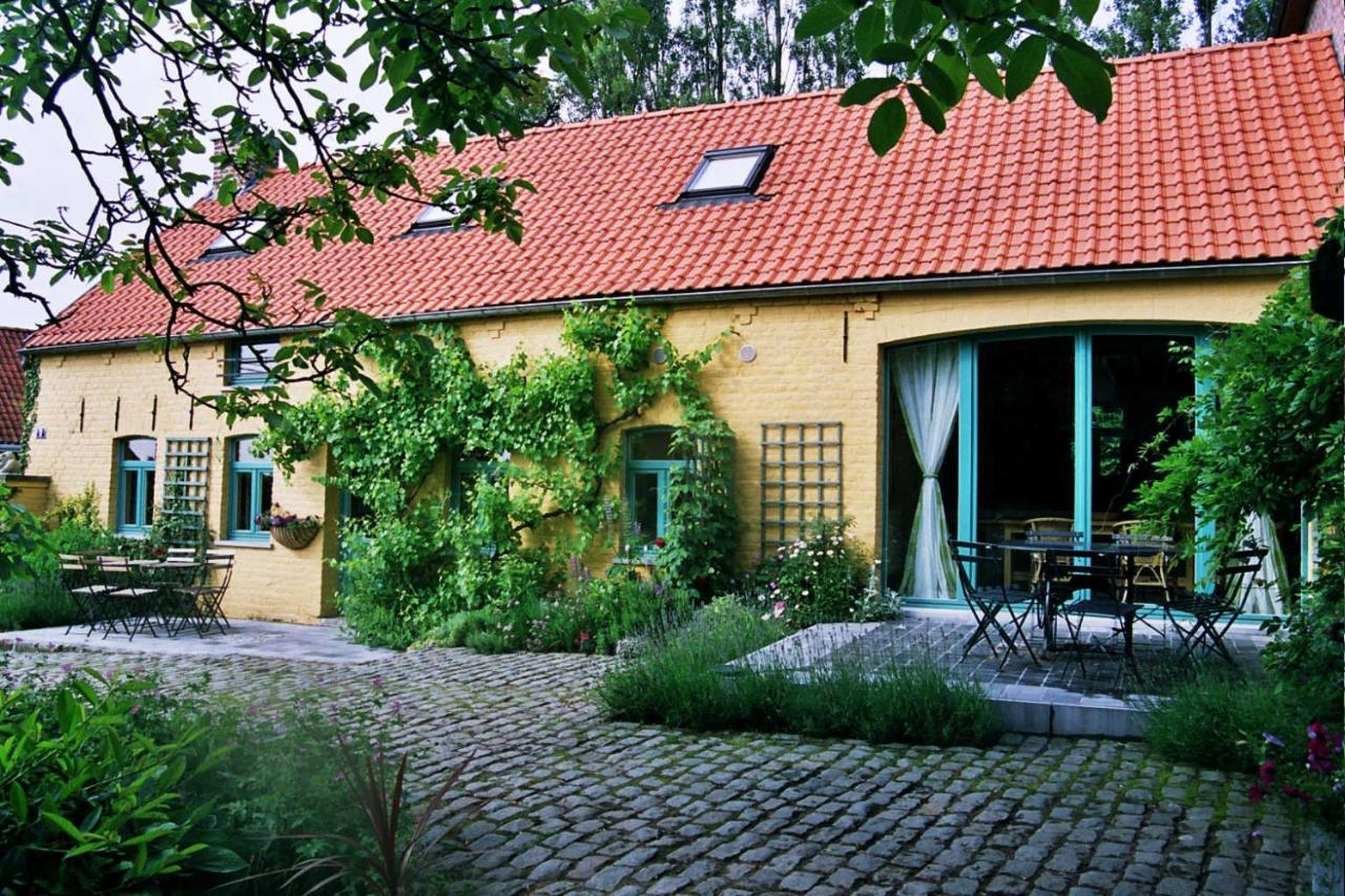 Holiday Home Les Plachettes Flobecq Esterno foto